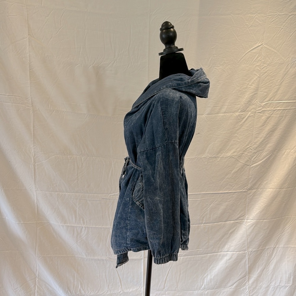 Jean Jacket - Picture 2 of 5